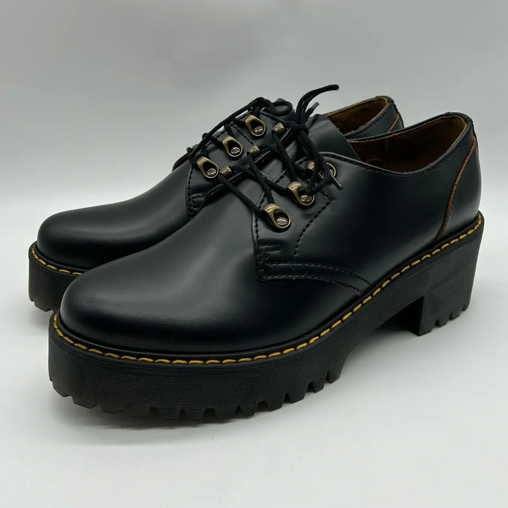 Dr. Martens Leona Lo Platform Oxford Shoes Black Leather Lug Sole Size 10 NWB